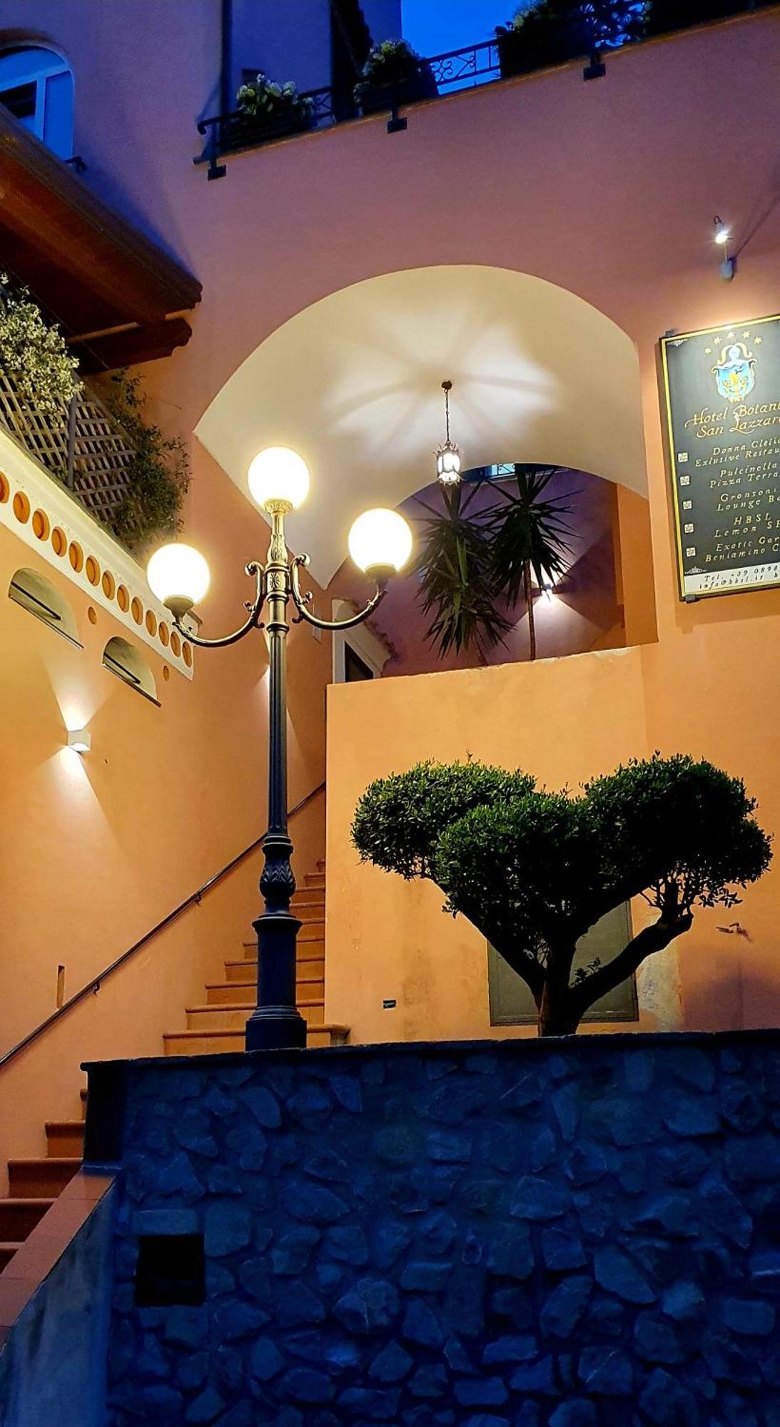 La Maison Rose مايوري المظهر الخارجي الصورة
