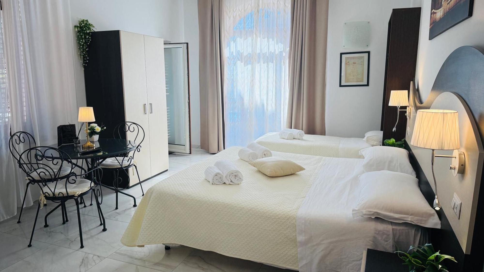 La Maison Rose مايوري المظهر الخارجي الصورة